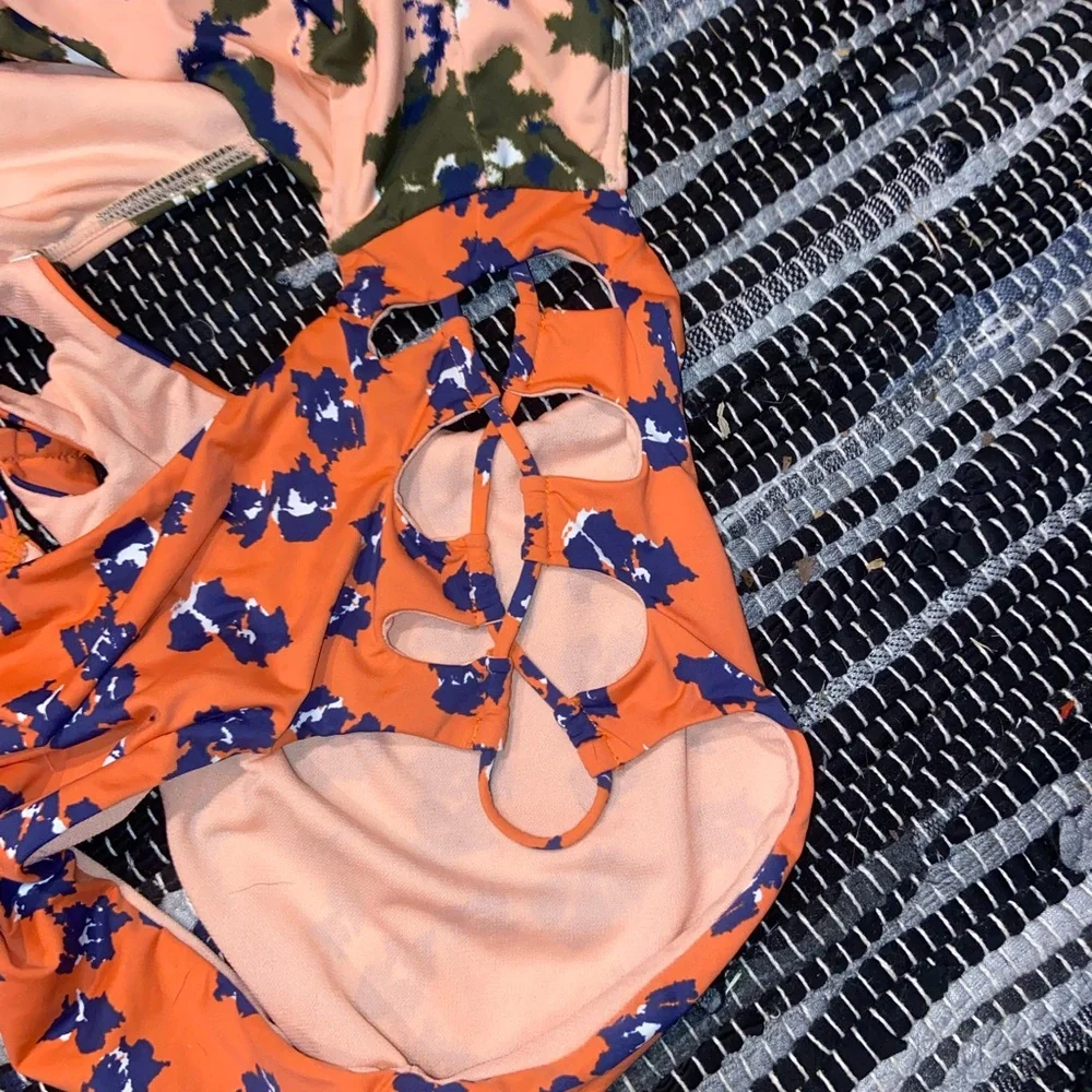 The Bikini Lab feline cut out one piece sz L - Picture 7 of 9